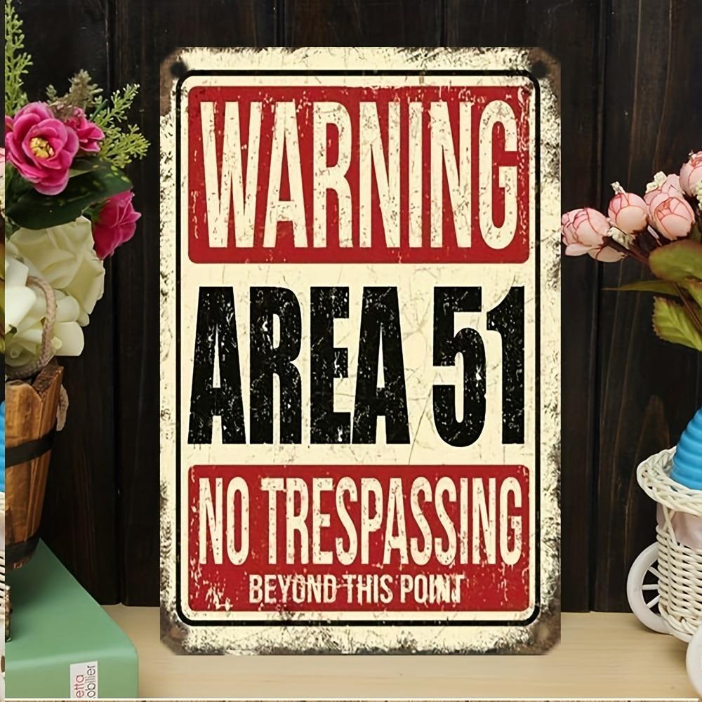 [No Trespassing UFO Decor Sign] [Popular Choice] Area 51 No Trespassing - Vintage UFO Sci-Fi Metal Sign Decor for Home, Bar
