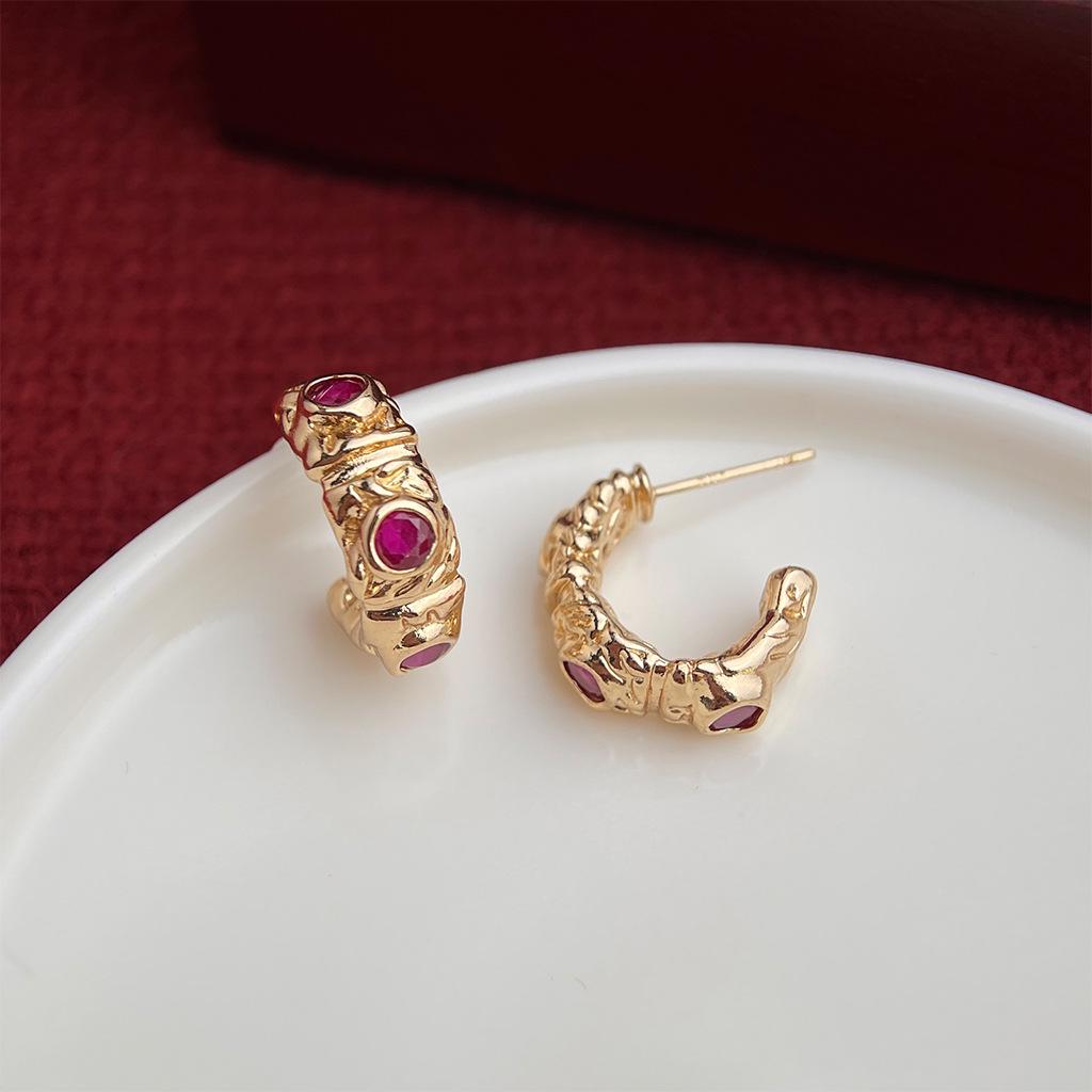 Винтажные Серьги-гвоздики с Цирконием Винного Красного Цвета - Ретро Гонконгский Стиль Роскошная Мода