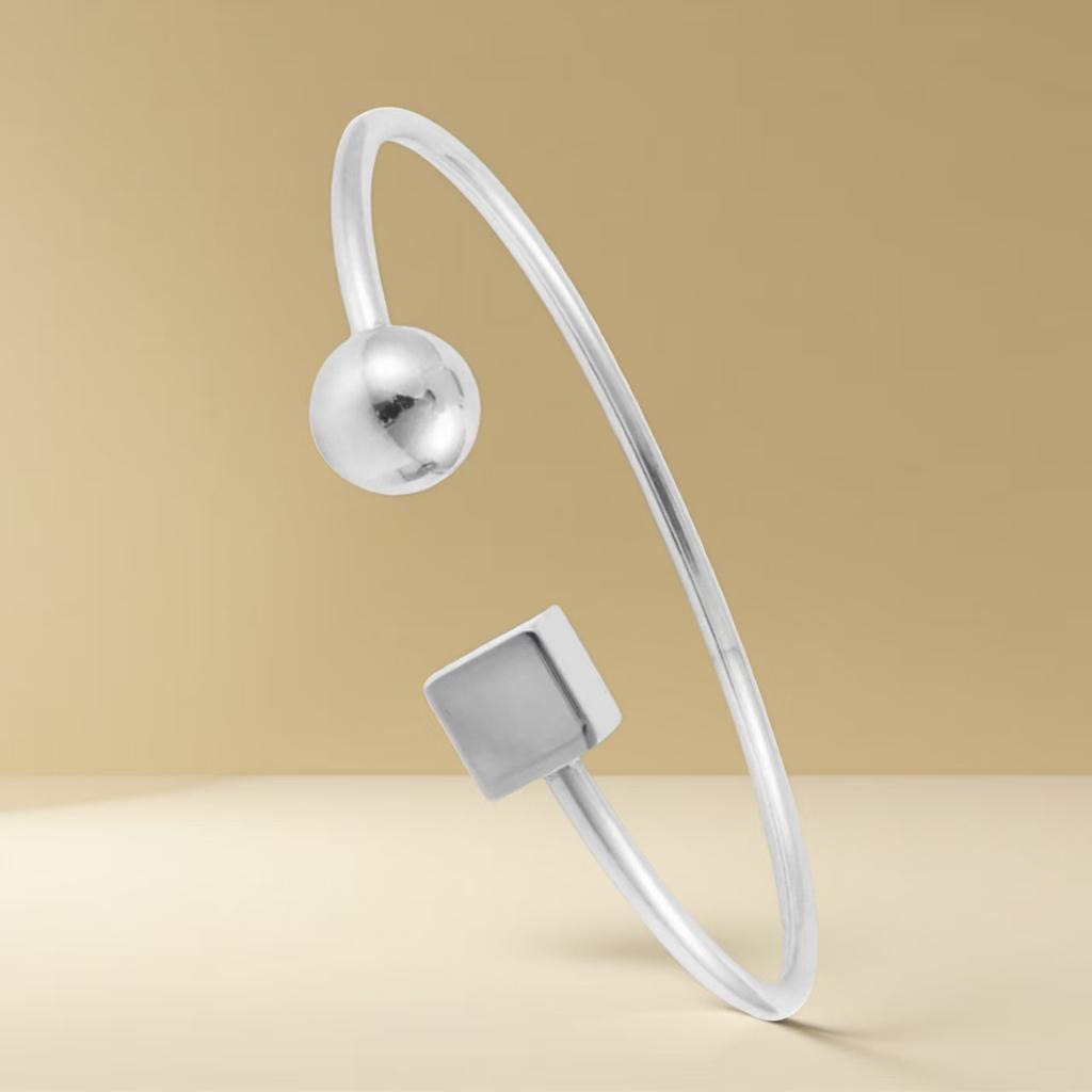 Bracelet Simple Polyvalent Classique Mode Carré Perles Rondes Européennes et Américaines