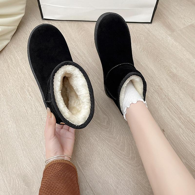 Snow boots women's short tube new winter snow cotton shoes piled thickened bread shoes non-slip warm women's boots