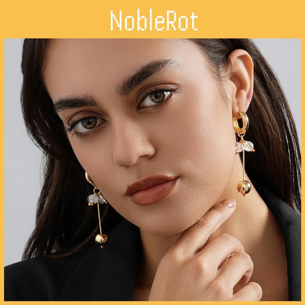 Alloy Geometric Fashionable Earrings For Women In Chic Gold Finish Plated