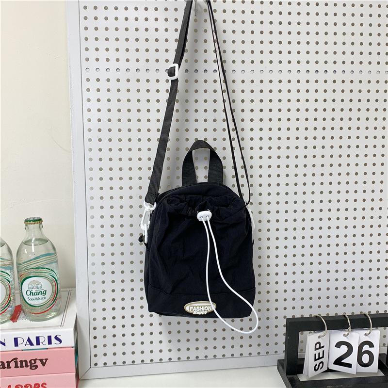 New Simple Large-capacity Messenger Bag Trendy Shoulder Bag Small Fresh Water Cup Bag