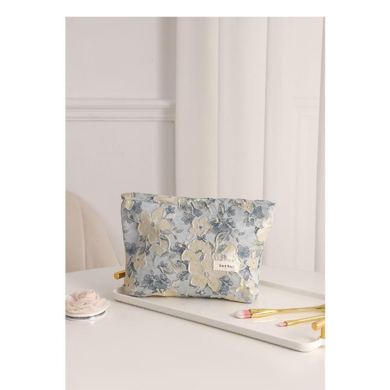 Female Cosmetic Bag Portable Red Soft Small Sanitary Napkin Storage Bag Commuter Coin Key Bag Portable Bank Card Bag