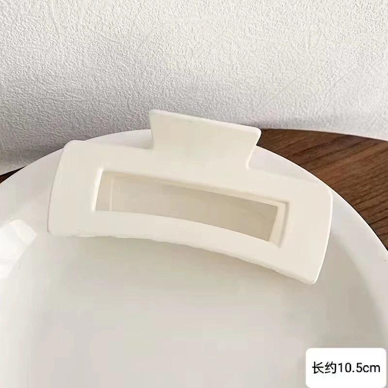 1Pcs Women Girls Hair Claw Clips Coffee Black Hair Claw Nonslip Crab Hair Clips Solid Hairpins Fashion Hair Accessories Gifts