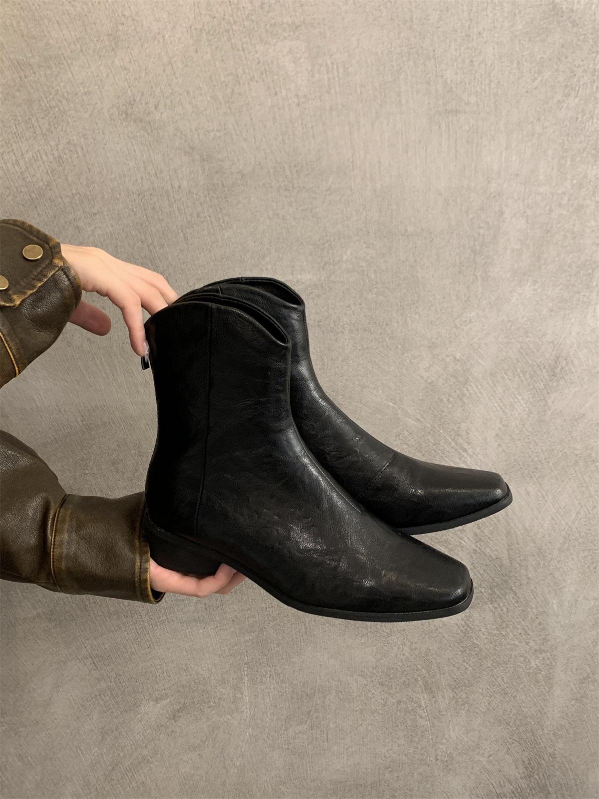 

Coarse heel silver rhinestone temperament French small cool slippers fairy shoes wear 2025 new summer open-toed sandals 40 чёрный