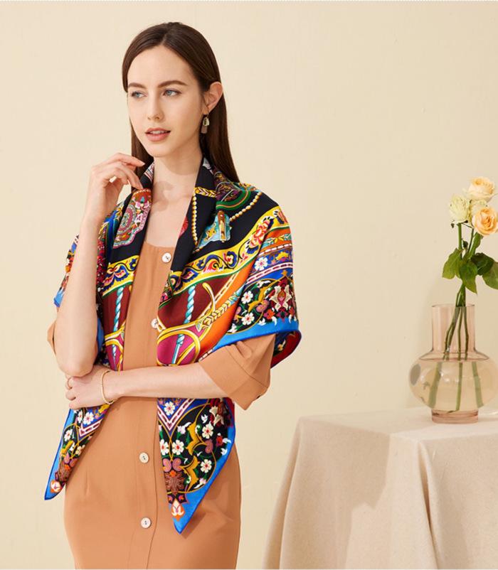 Luxurious 18 Momme Mulberry Silk Double-Sided Twill Scarf for Mom