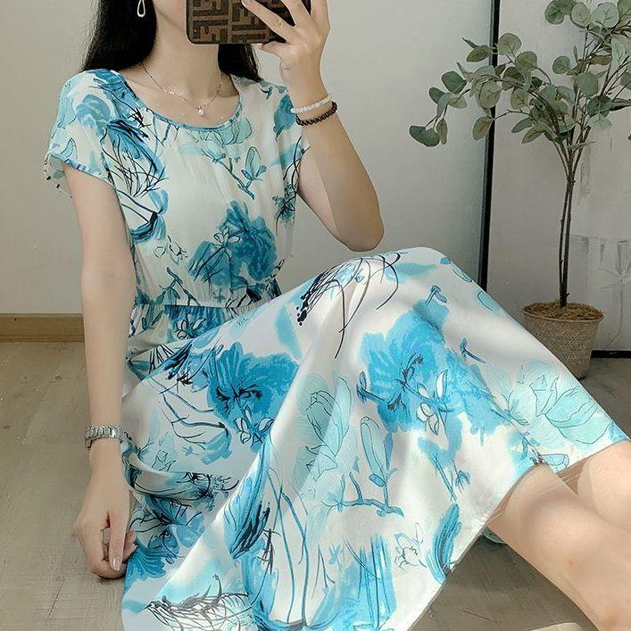 Свободное и обтягивающее хлопково-шелковое платье с короткими рукавами для летней — фото 10