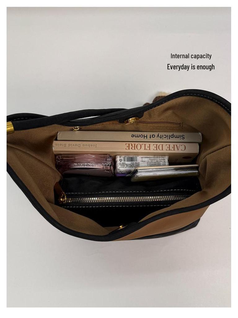 Dam Retro Frostad Mocka Hinkväska - Koreansk Stil Färgblock, Enkel Pendling, 2025 High-End Enkel Axelväska.