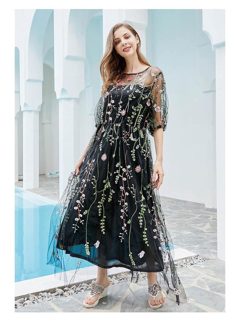 Hepburn Style Plus Size Evening Gown: Women's Mesh Embroidery Banquet Party Dress