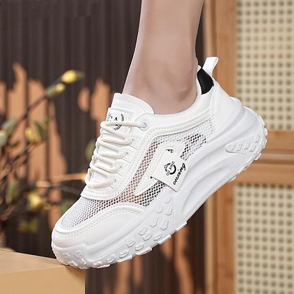 Little white shoes with skirts, thick-soled and versatile 2025 new foreign-style casual shoes, muffin and inner height-increasing sports shoes