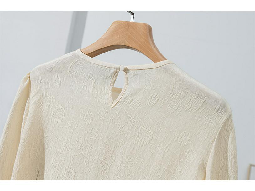 Women's Luxury Jacquard Mulberry Silk Long Sleeve Slimming T-Shirt