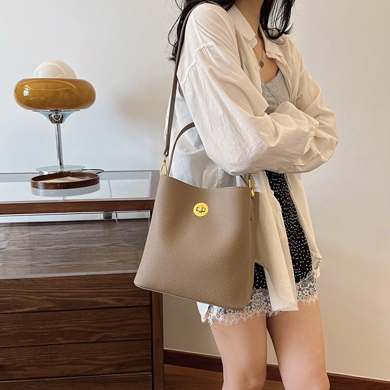 Bag women's 2025 spring and summer new bucket bag high-end women's bag shoulder messenger bag large-capacity handbag women's bag