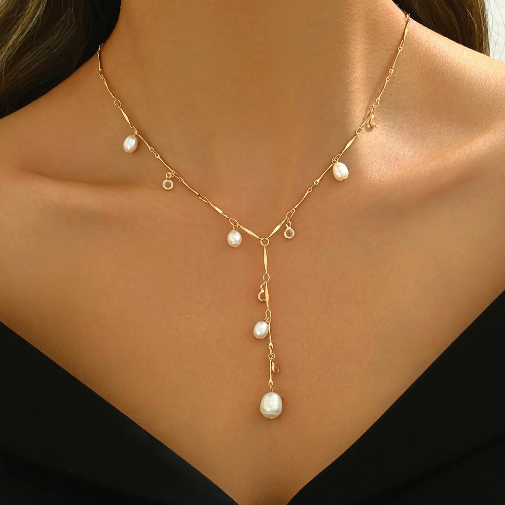 French Retro Elegant Exquisite Imitation Zircon Simple Temperament Necklace Female Bride Engagement Wedding Zircon Accessories