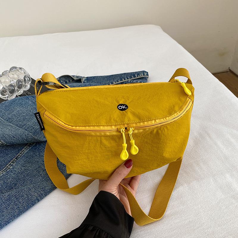 

Bag niche cloth bag small bag women s 2025 new women s bag Korean version messenger bag fashion shoulder bag dumpling bag жёлтый