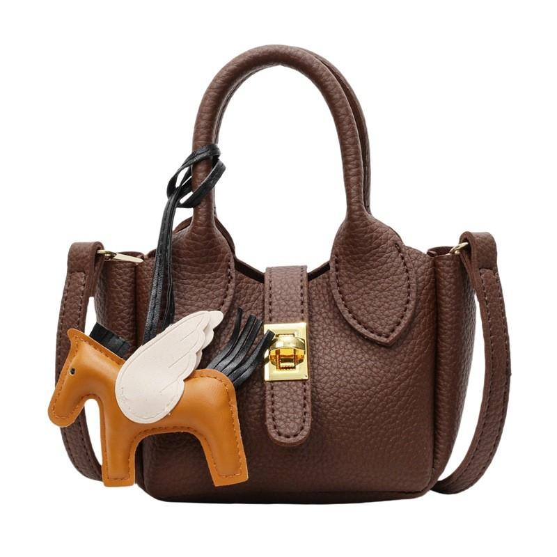 Horse Pendant Pu Water Bucket Handbag With Stitching Details And Mobile Pocket For Casual Outings