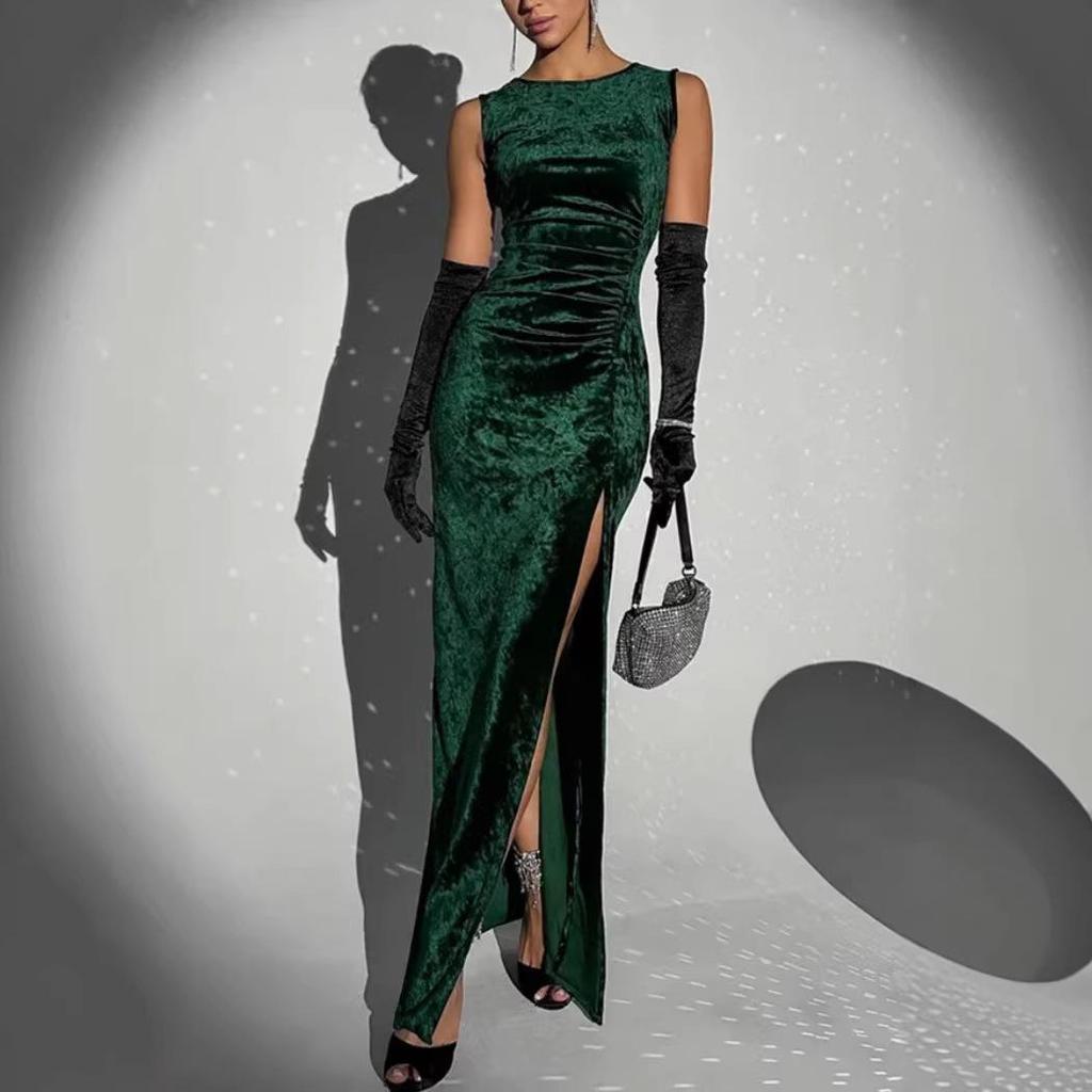 Velvet Evening Gown with Slit - Celebrity-Inspired European & American Style