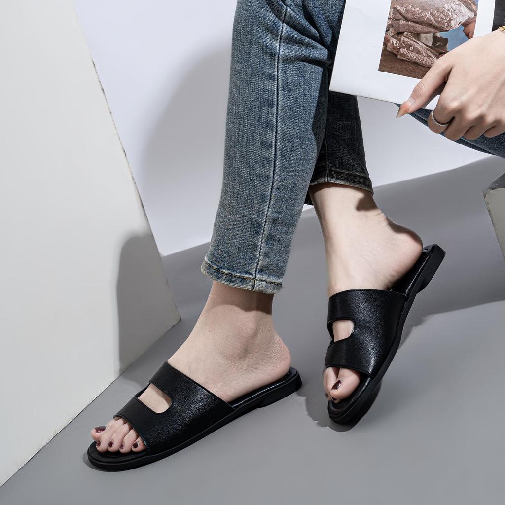 Plus Size Black Leather Flat Women's Sandals - Soft, Comfortable, Single Strap, Fashionable Hollow Outdoor Flip Flops