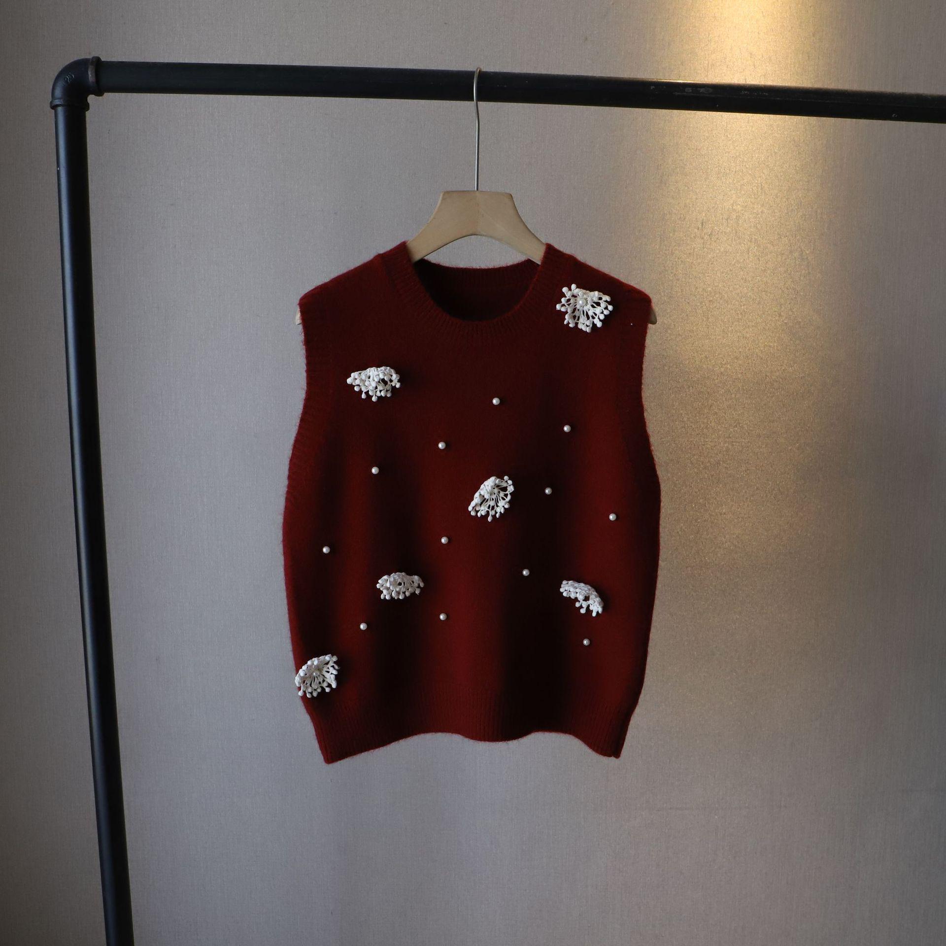 

2025 Корейская мода Вязаный жилет-свитер с бисером и 3D-цветком для женщин One Size