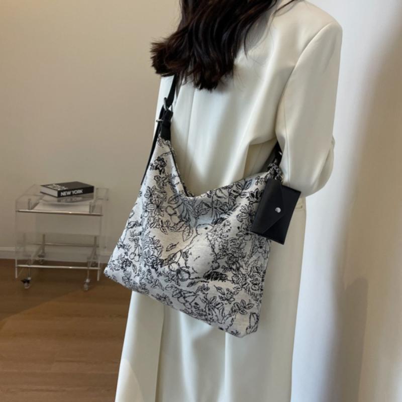 Spring New Large Capacity Casual and Simple Tote Bag Fashiable and Versatile Shoulder Bag Simple Casual Durable Daily Bag