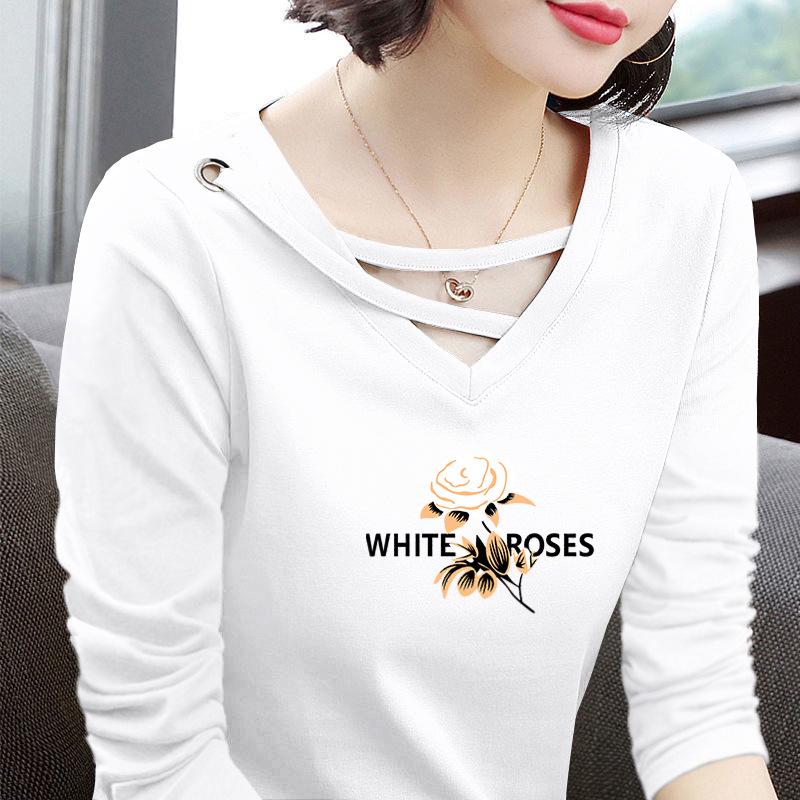 2025 Spring & Autumn Pure Cotton V-Neck Printed Long Sleeve Plus Size T-Shirt for Middle-Aged Women, Age-Reducing & Slimming Design.