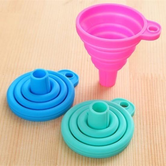 5Pcs Foldable Silicone Funnel, Mini Collapsible Oil Funnel for Kitchen, Portable Small Liquid Transfer Tool for Bottles