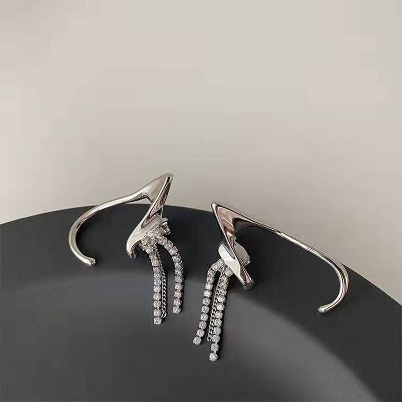 Buy Luxury Elf Ear Earrings No Ear Holes Ear Clip Female Earbone ...
