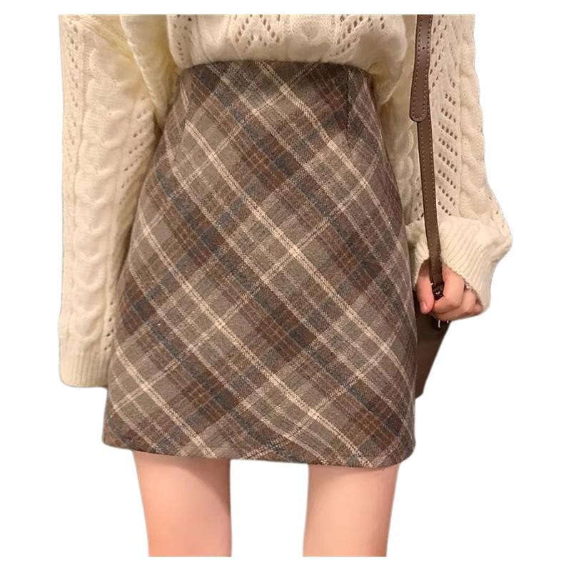 Women's Plus Size Red Plaid Wool High-Waist A-line Skirt for Autumn/Winter