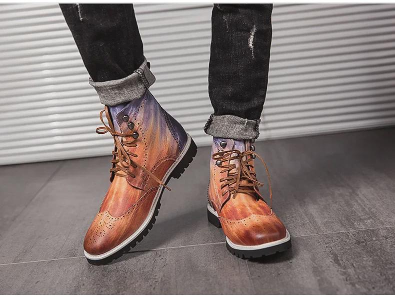 2020 Autumn/Winter Retro High-Top Leather Motorcycle Men's Boots, Casual Carved Design, Large Size