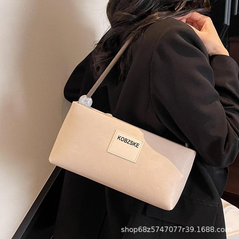 Korean version of fashion handbag 2025 spring new women's bag texture shoulder bag letter messenger bag French underarm bag