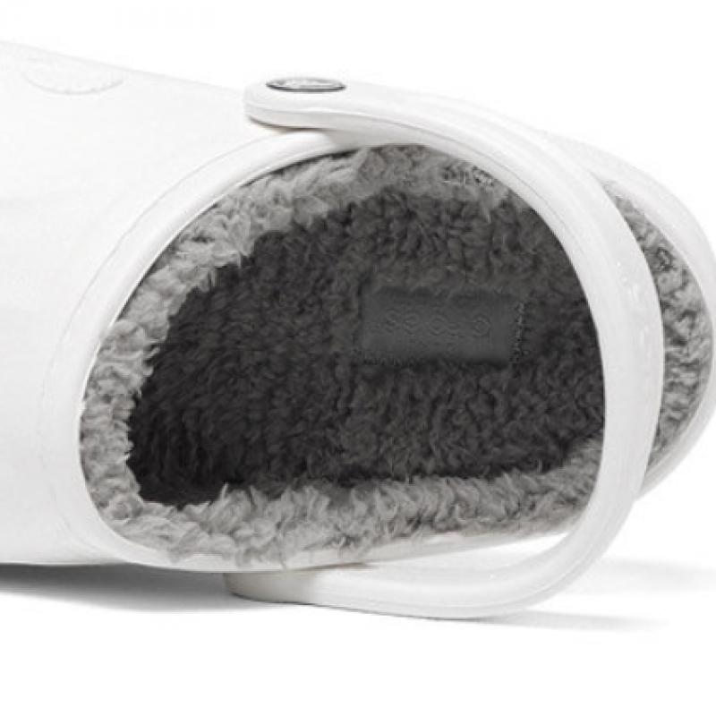 Crocs Sabotii Vaya cu captuseala Lana Pantofi de interior 205969 11h