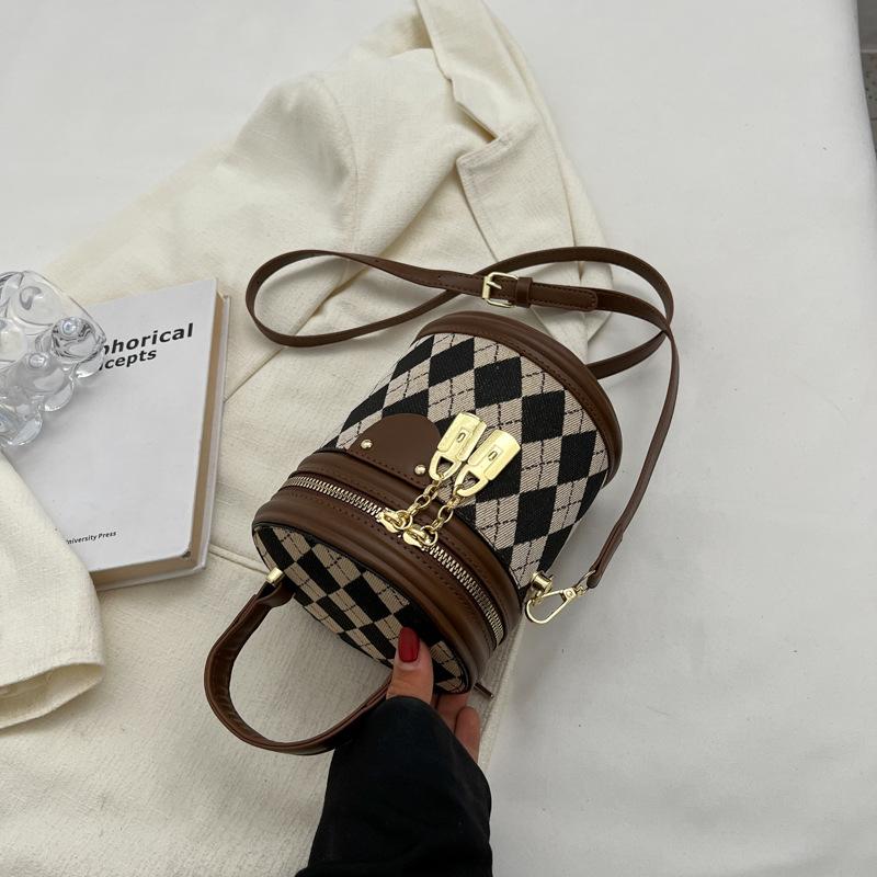 High-End Fashion Women'S Portable Bucket Bag Versatile Mobile Phone Bag Casual Shoulder Oblique Span Bag