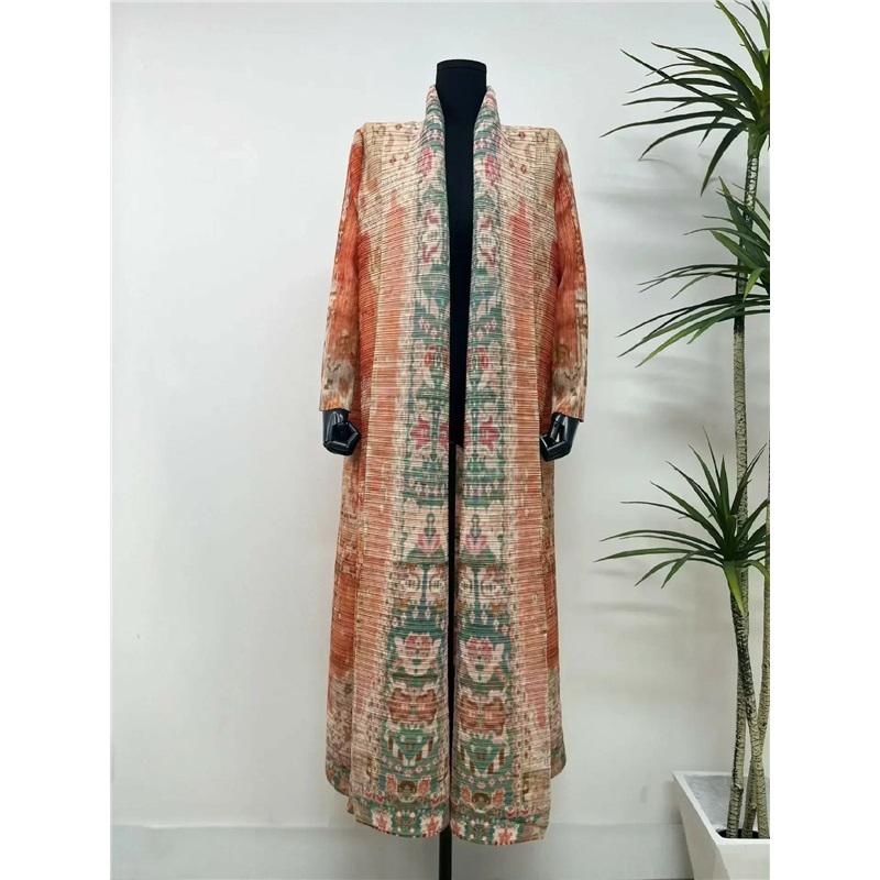 Long Gown Pleated Fall Models Versatile Trench Coat Coat Cape Print Women's Fashion