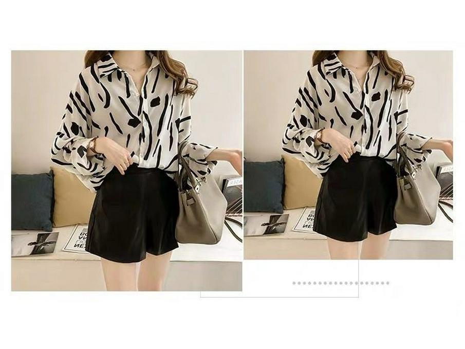 Women's Plus Size Korean Style Graffiti Print Long Sleeve Blouse