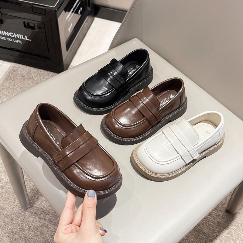 2024 New Girls Leather Shoes Kids Fashion Versatile Soft Breatheable Solid Color UK Uniform School Shoes Children Loafers Cute