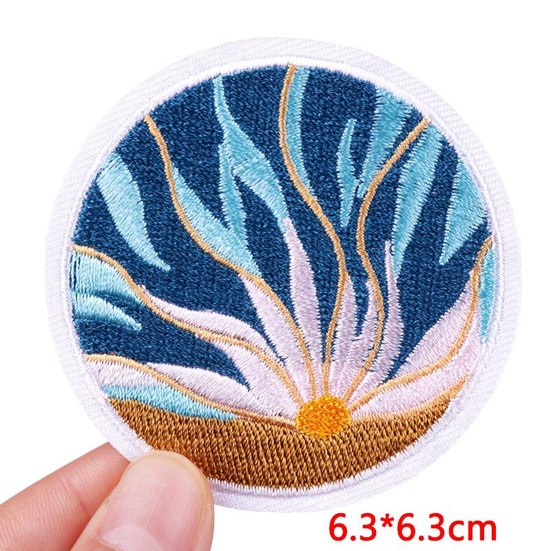 Sun Moon Patch Fox Whale Embroidery Patch Iron On Patches For Clothing Diy Cartoon /Wave Patches For Clothes Jacket Sew Stickers