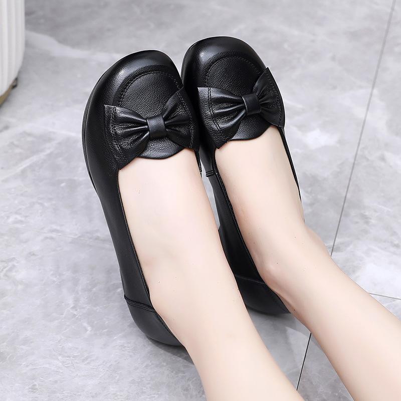 Size35-43 Spring Autumn Genuine Leather Soft Bottom Women Shoes Mom Women Slip-On Shallow Mouth Bow Casual Flat Black Work Shoes