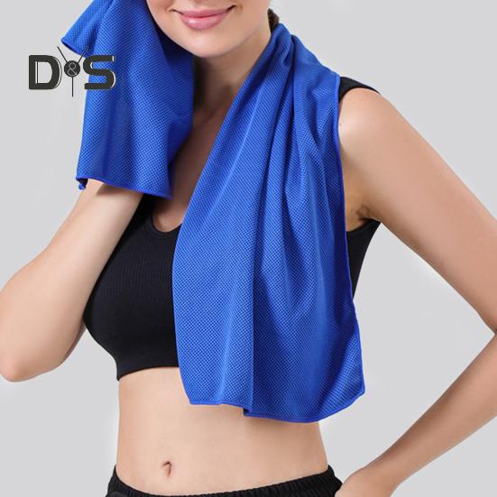 Cooling Towel with Storage Box Quick Dry Mesh Cool Towel Portable Gym Sweat Towel for Extreme Heat Yoga Running Hiking Fitness