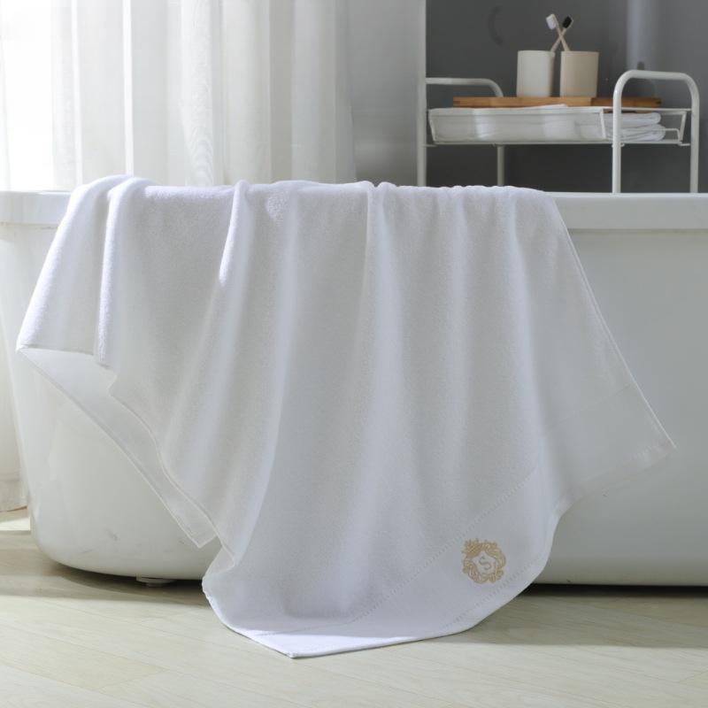 Ultra-Soft Striped Face Towel - Quick Dry, Ultra Absorbent & Gentle on Skin - Perfect for Home & Salon Decor