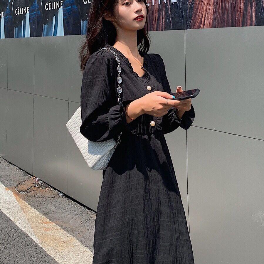 Elegantes weißes Maxikleid im französischen Stil mit langen Ärmeln für Damen