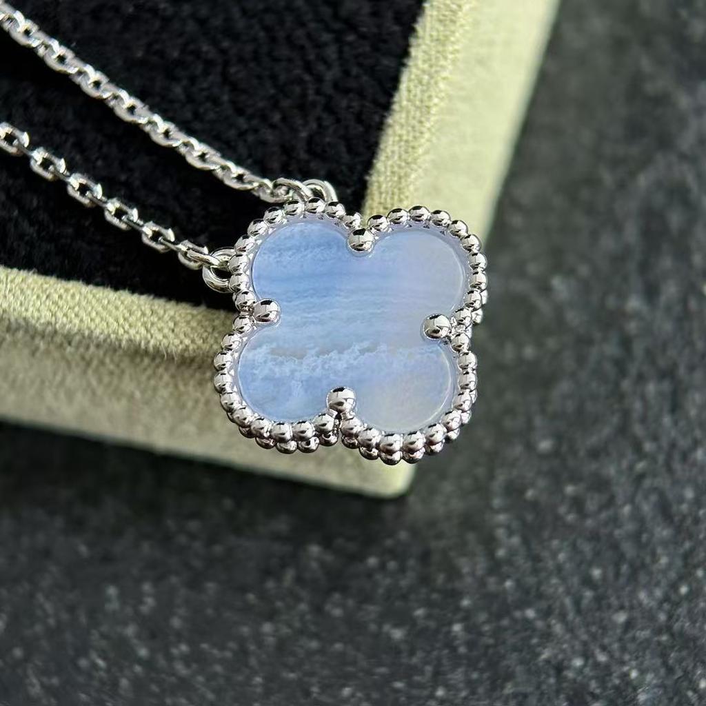 Four-leaf Clover Purple Chalcedony Necklace High-end Sense Clavicle Light Luxury High-end Fashion Women's Necklace