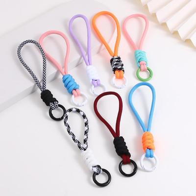 Chaveiro de Cordão Trançado Colorido com Nó: Acessório de Moda Curto, Moderno e Requintado