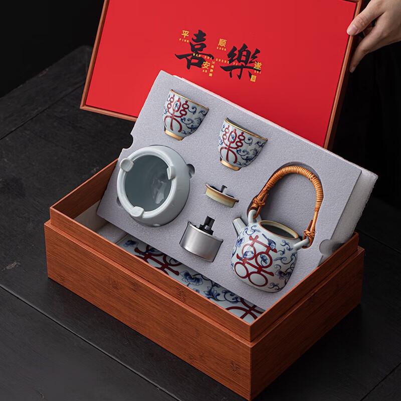 

Su Shi Ceramic Blue and White Gongfu Tea Set