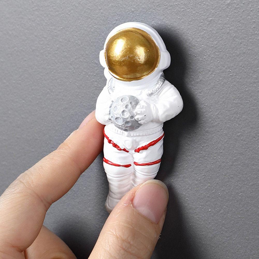 Astronaut Shaped Key Holder Multi-Purpose Hanging Storage Rack Wall Hook Hooks Door Behind Hanger