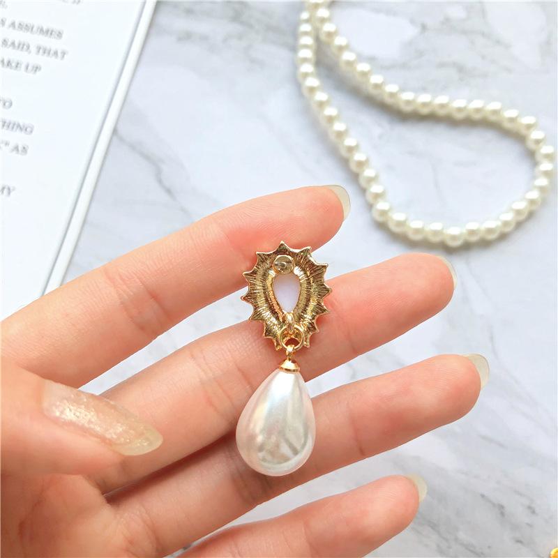 Palace Style Pearl Earrings S925 Silver Needle Earrings Frenchretro Earrings Female Elegant