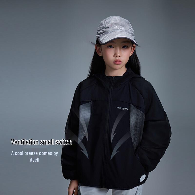 onmygame Girls Water-Repellent Reflective Hooded Jacket 175