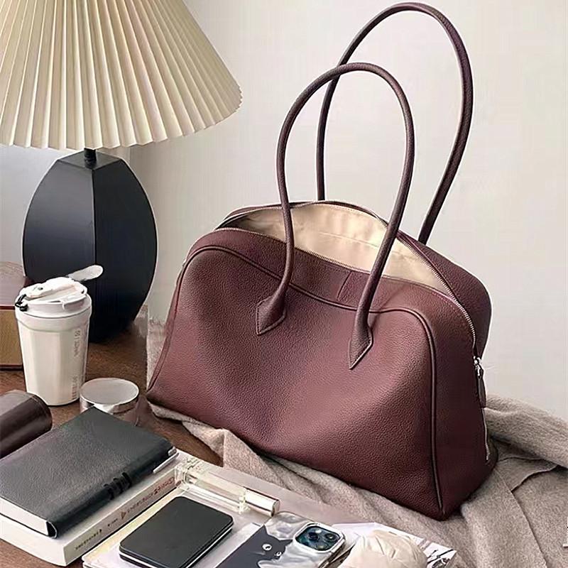 Pillow Bag 2025 New Bowling Bag Leather Shoulder Underarm Women's Bag Togo Boston Bag Women's Large Capacity