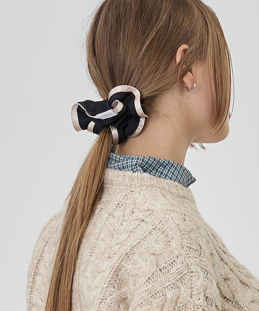 The-Abon Classic Line Hair Scrunchie Black White