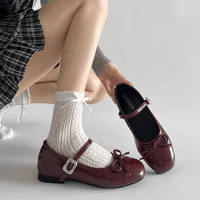 French retro red round head shallow mouth single shoes women's 2025 new summer retro versatile soft-soled Mary Jane shoes
