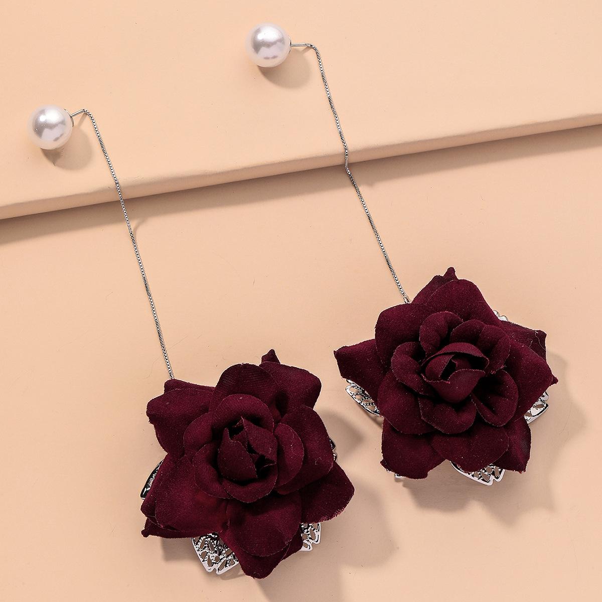 

Rose earrings, earrings, ethnic style pearl flower earrings, fashion temperament earrings.