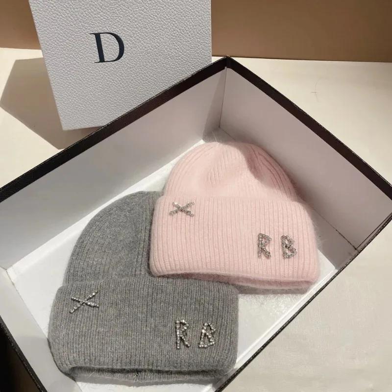 2025 New Fashion Rabbit Hair Diamond Letter Hat Women's Winter Warm Knit Hat Designer Women's Casual Hat Ski Hat